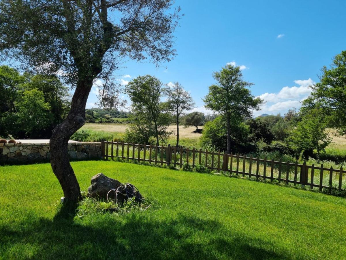 Lu Antu Alloggi Agrituristici Arzachena Eksteriør billede
